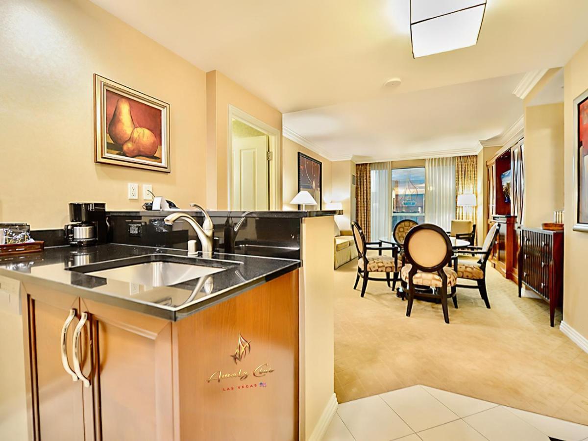 Amalz 1 Bedroom 2 Bathroom Balcony Suites At Mgm Signature ! Las Vegas Kültér fotó
